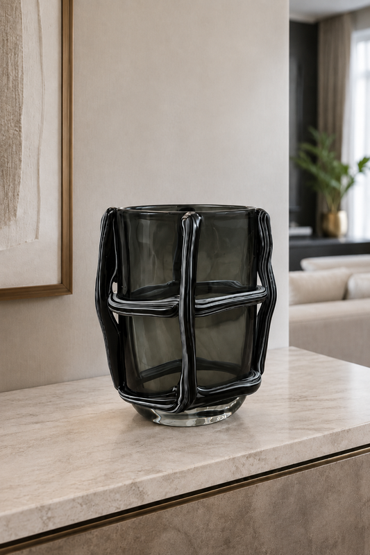VASO VERATTI EM VIDRO FUMÊ - 23x18