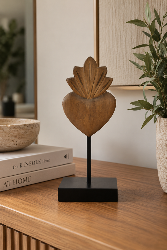 ESCULTURA DECORATIVA CUORE EM MADEIRA - 33x13x8