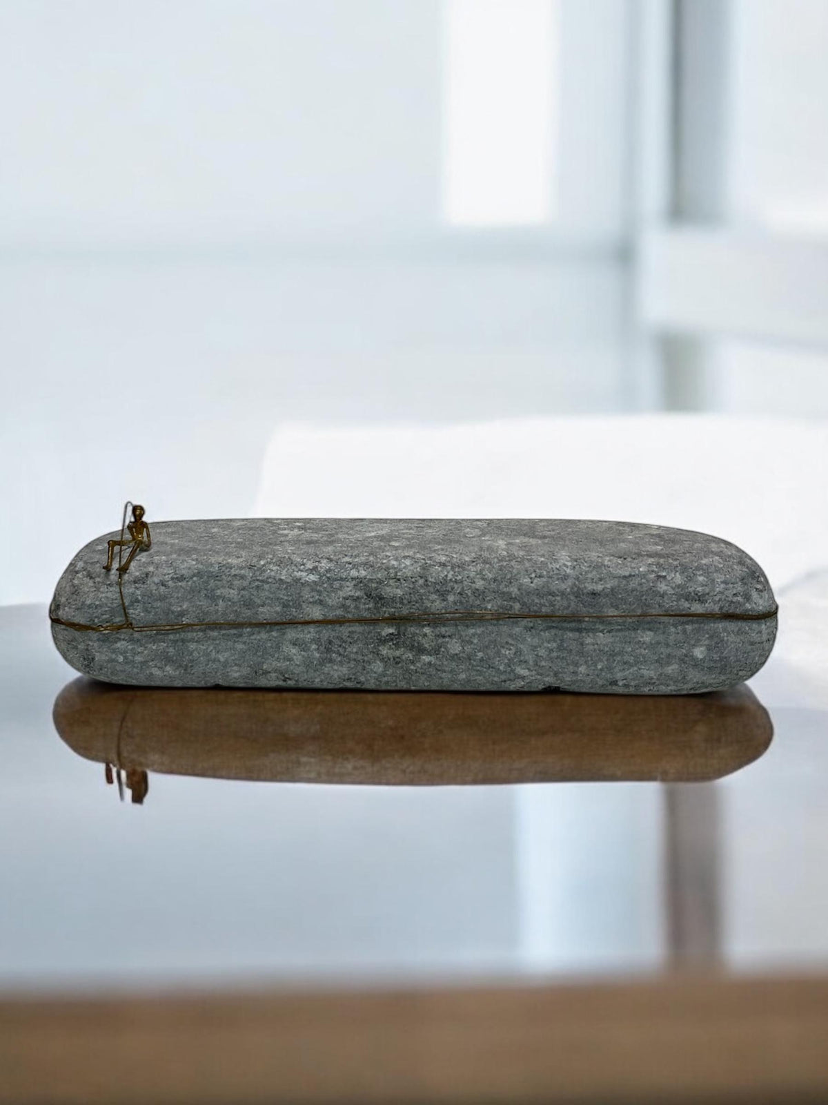 ESCULTURA PESCADOR DE INSTANTES - ESTUDIO ILUDI - 28x9